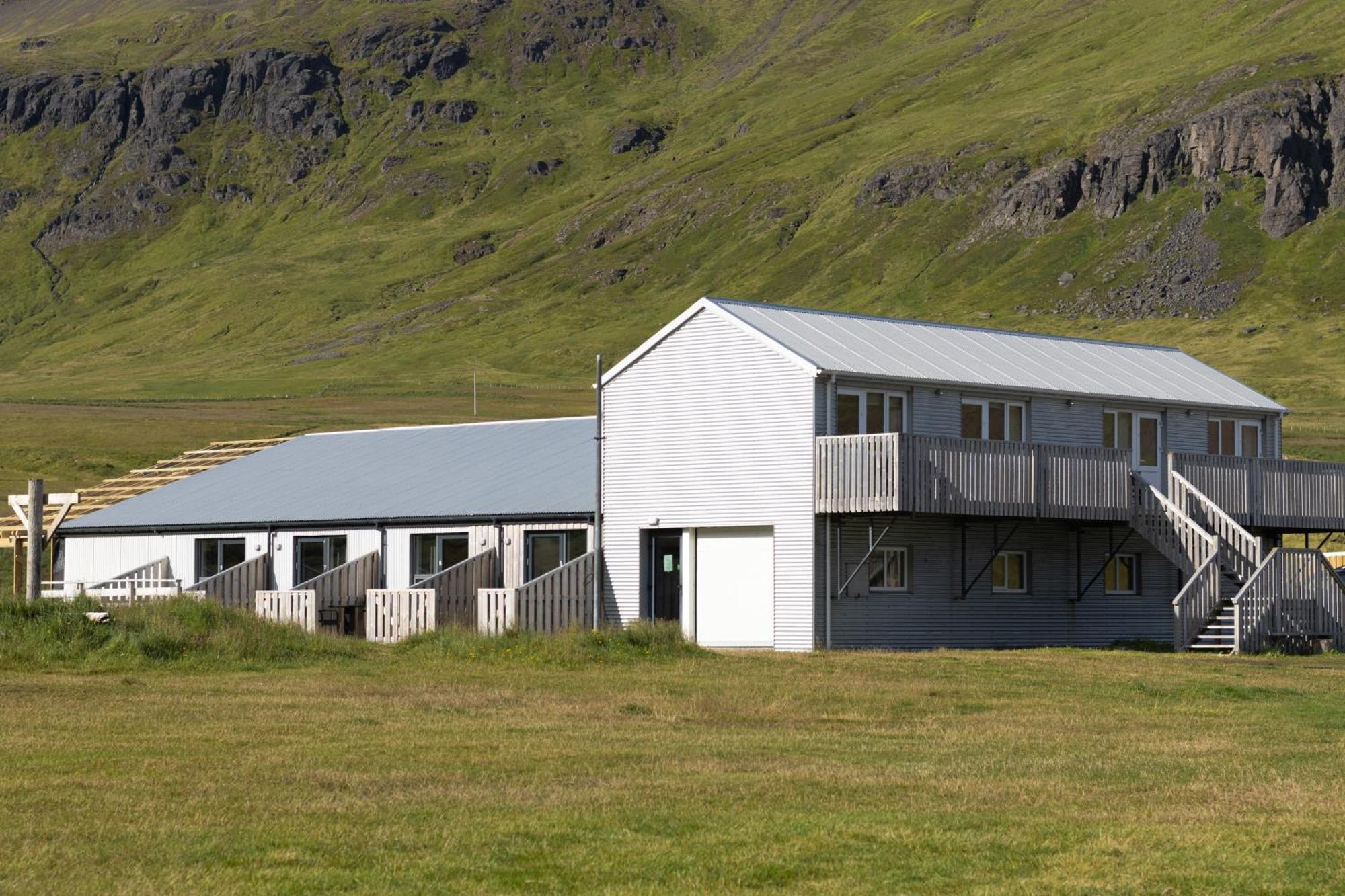 Urdartindur Guesthouse&Cottages Northurfjorthur Extérieur photo
