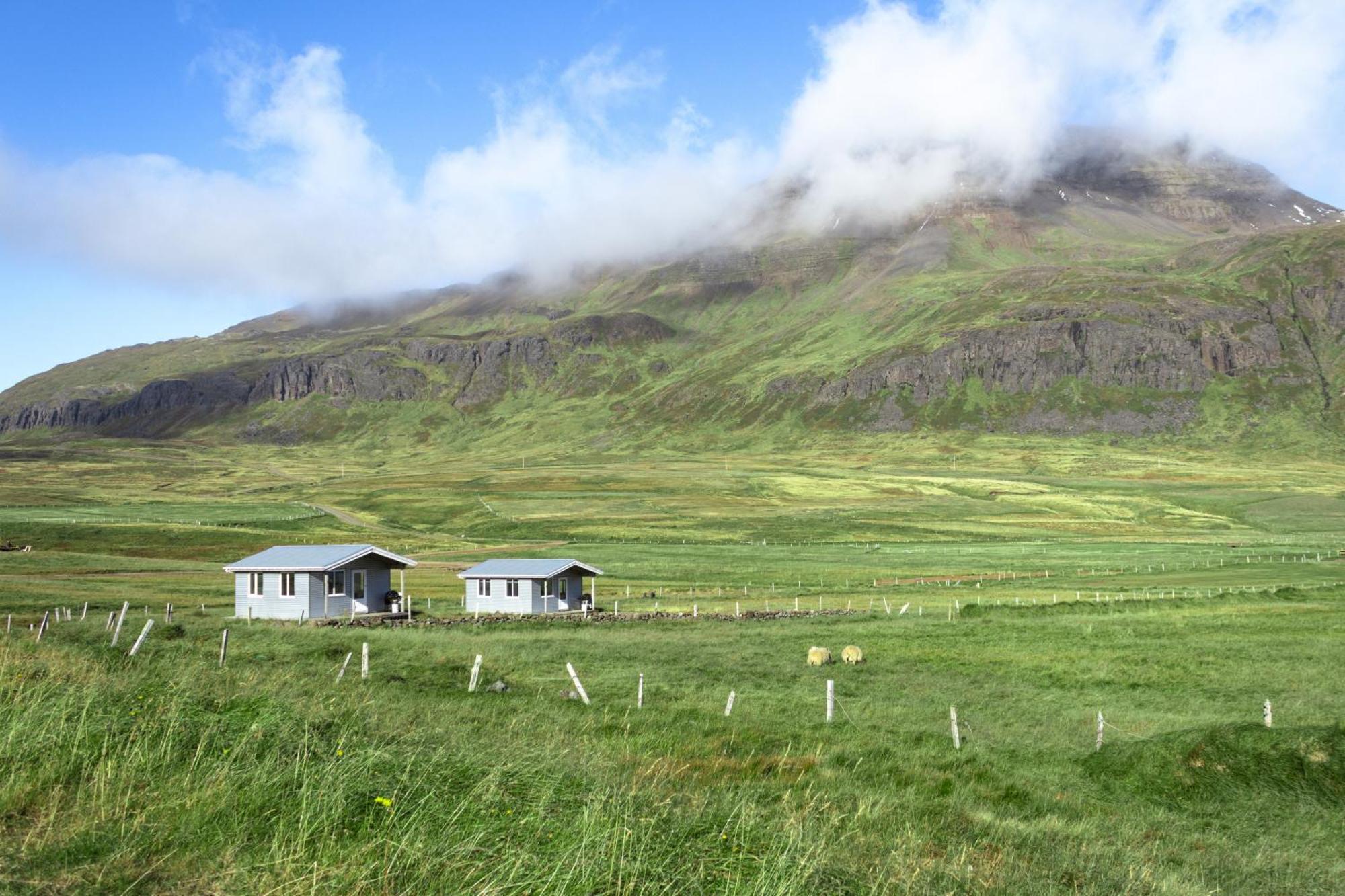 Urdartindur Guesthouse&Cottages Northurfjorthur Extérieur photo