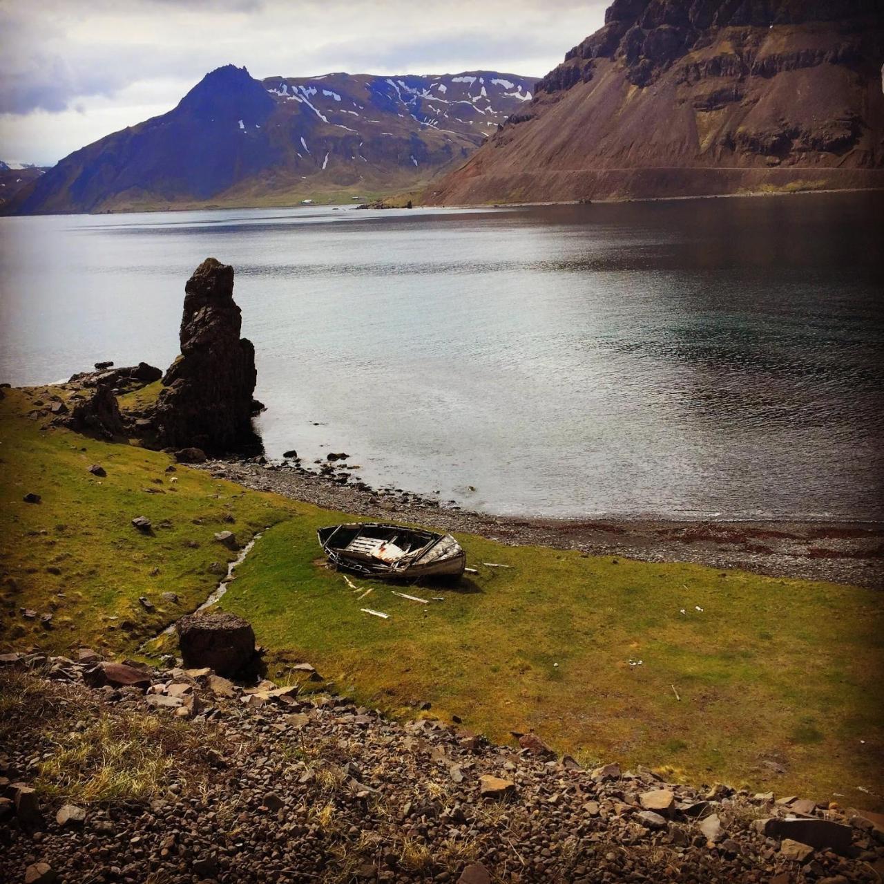 Urdartindur Guesthouse&Cottages Northurfjorthur Extérieur photo